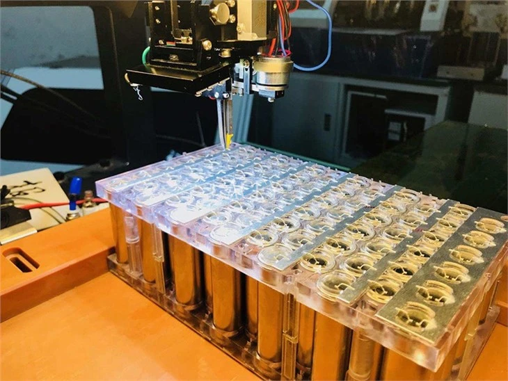 ultrasonic wire bonding machine